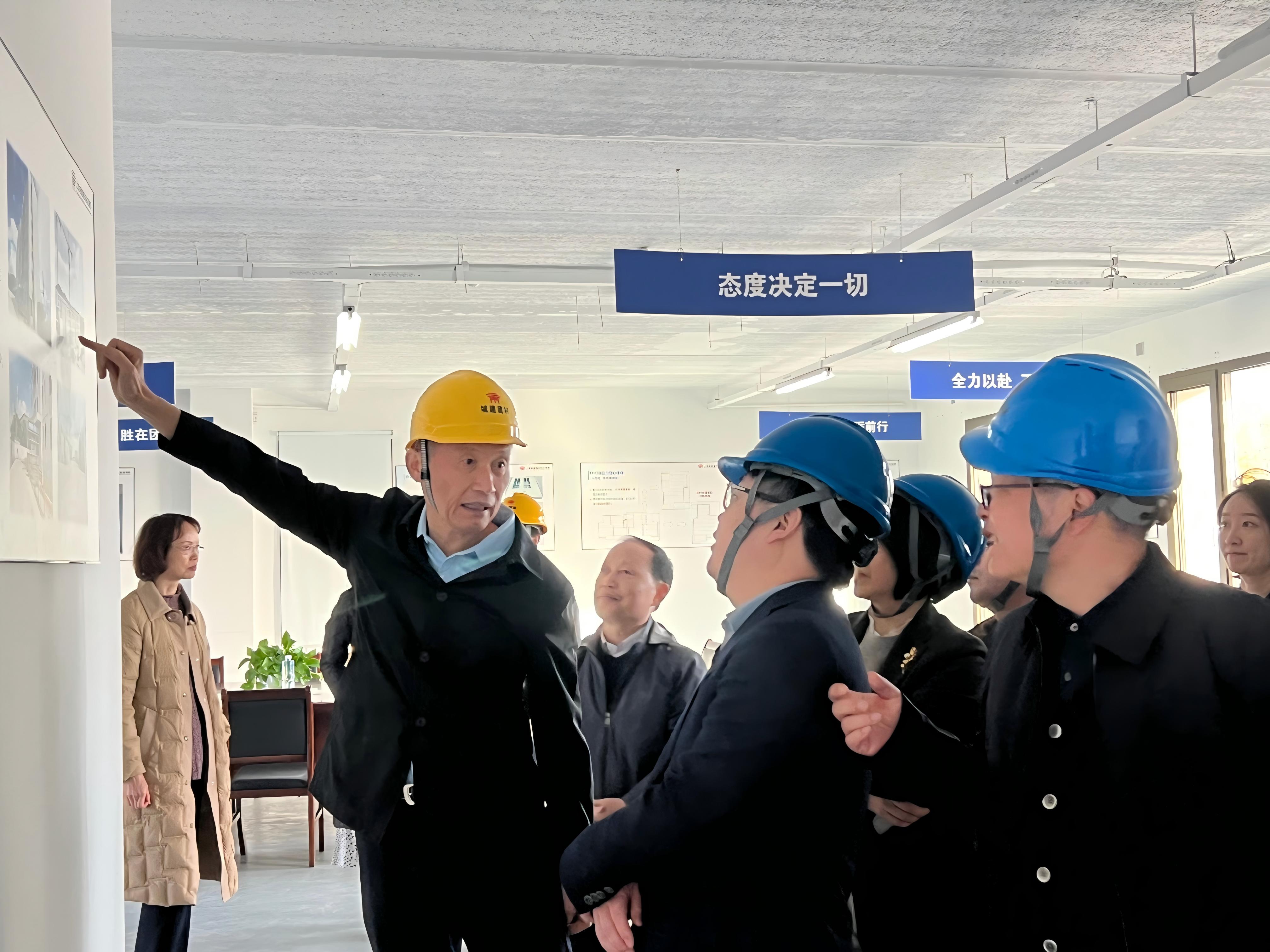 市、区主管领导赴佘山21丘项目实地调研——装配式建筑推动动迁安置房迈向“好房子”新时代(图4)